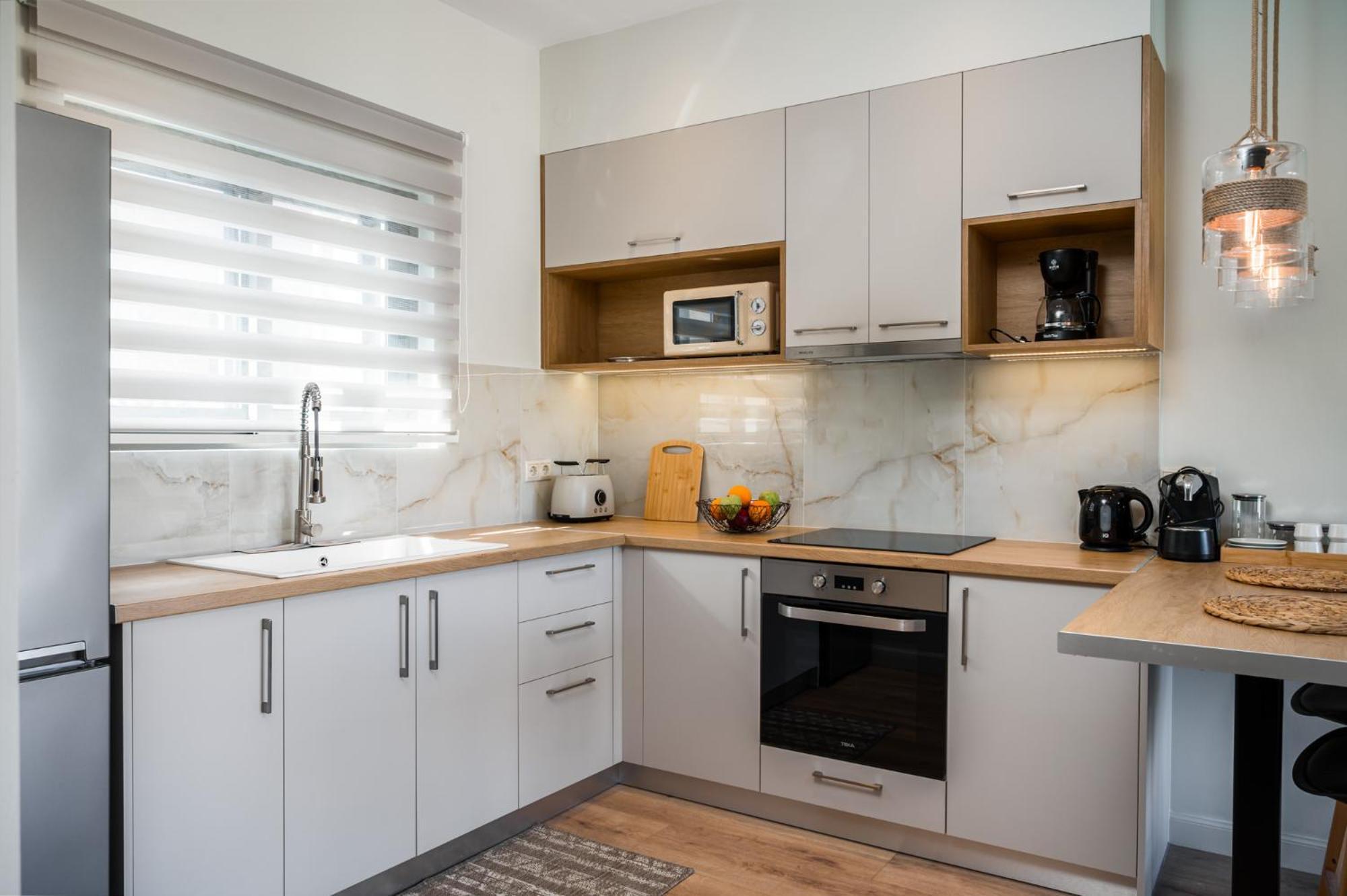 Phos Elegant Residences By Konnect, 400m To The Appartement