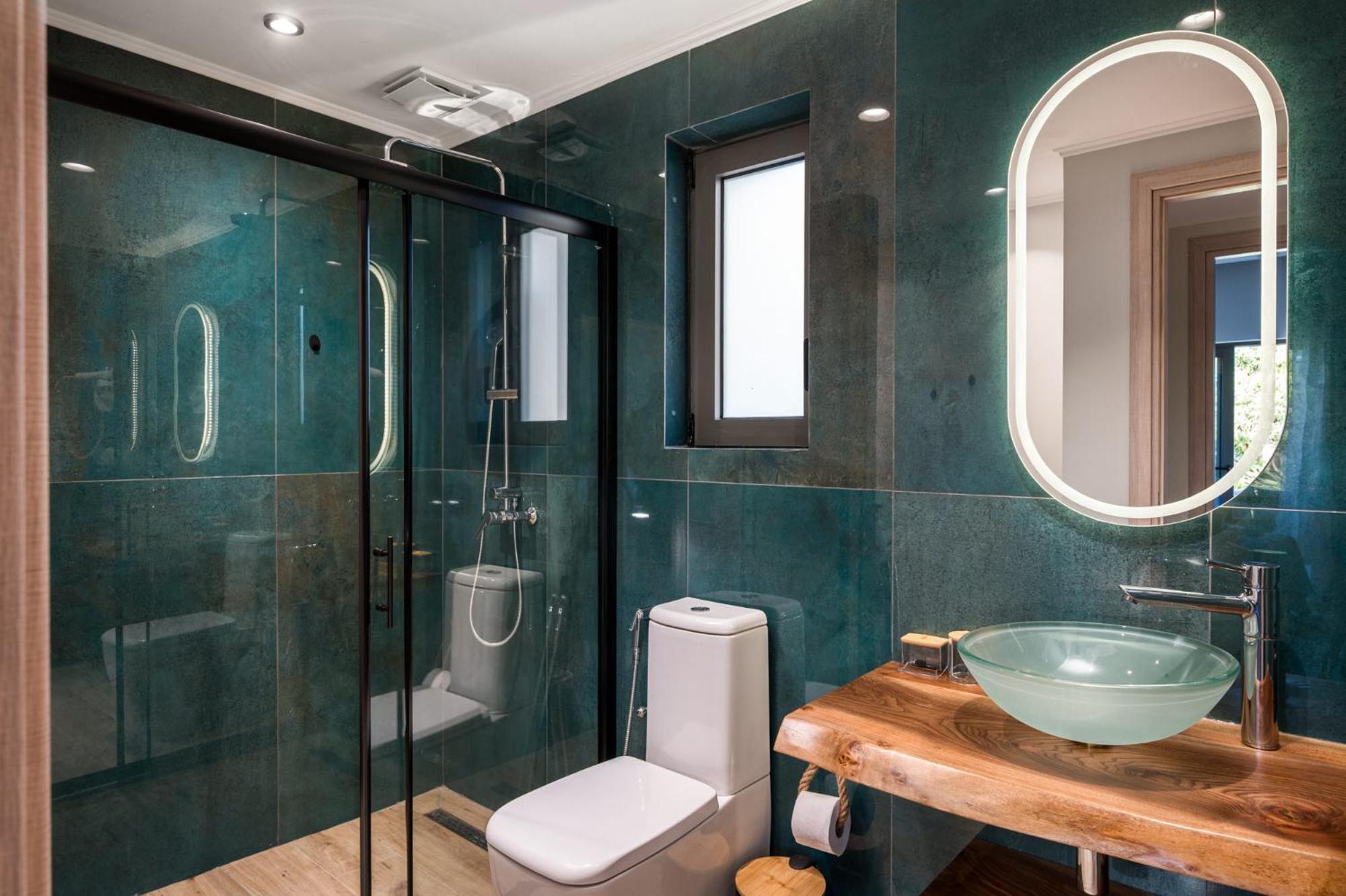 Phos Elegant Residences By Konnect, 400m To The Appartement *