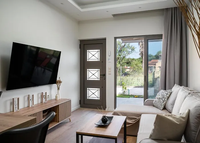 Giardino Apartments By Konnect, 400M To The Beach